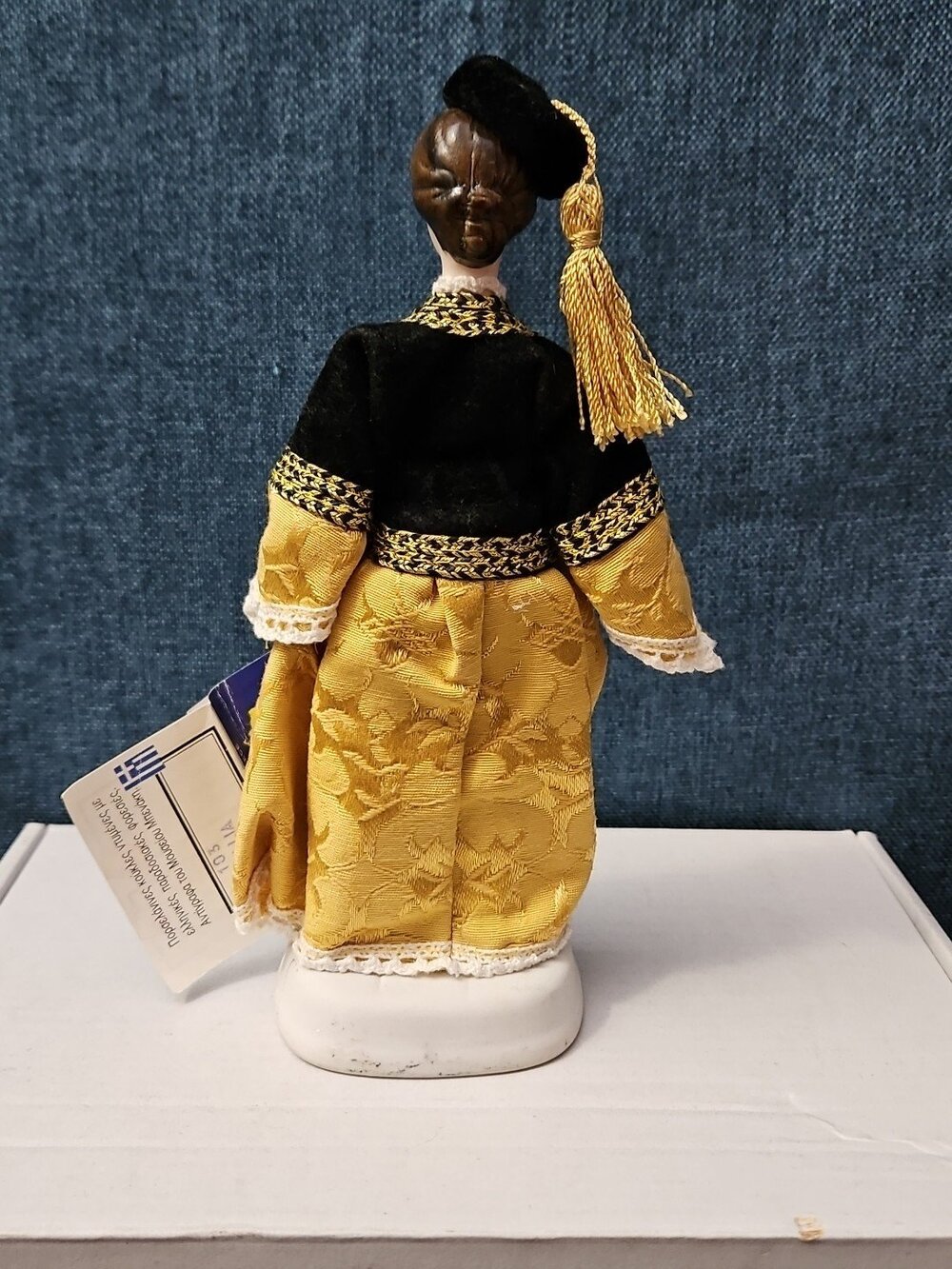 Vintage Evelt Themis Porcelain Doll | Handmade in Greece | Traditional Costume | - Picture 12 of 16